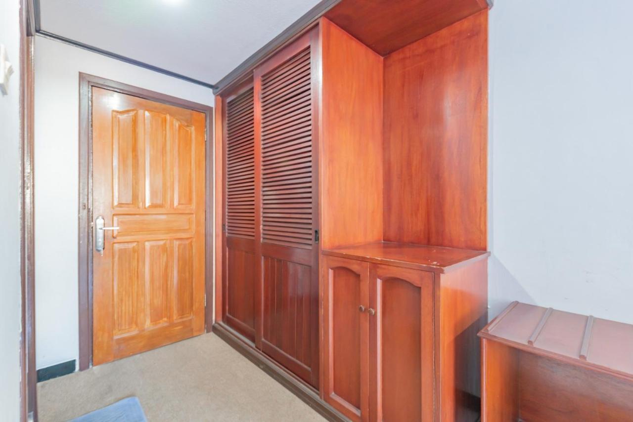 Reddoorz Near Plaza Balikpapan Hotell Exteriör bild