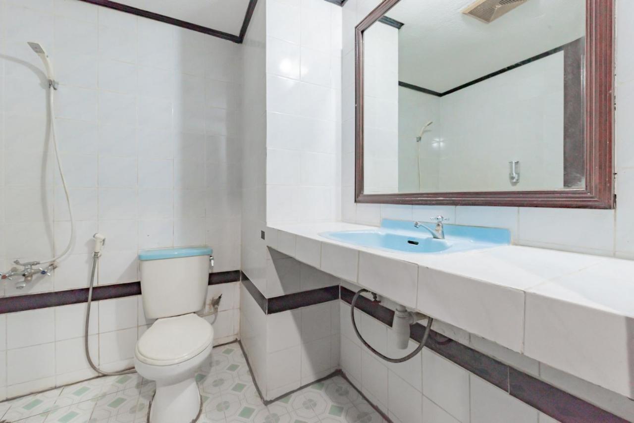 Reddoorz Near Plaza Balikpapan Hotell Exteriör bild