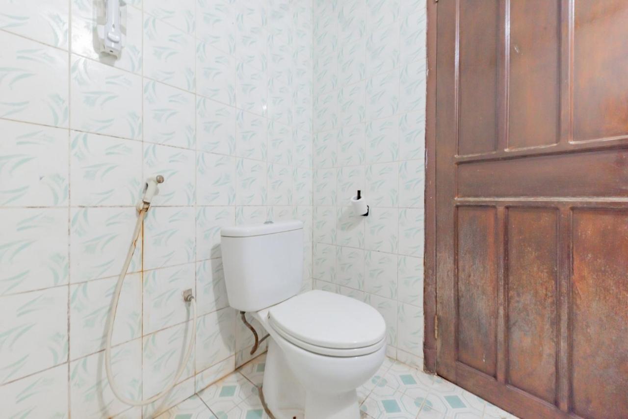Reddoorz Near Plaza Balikpapan Hotell Exteriör bild