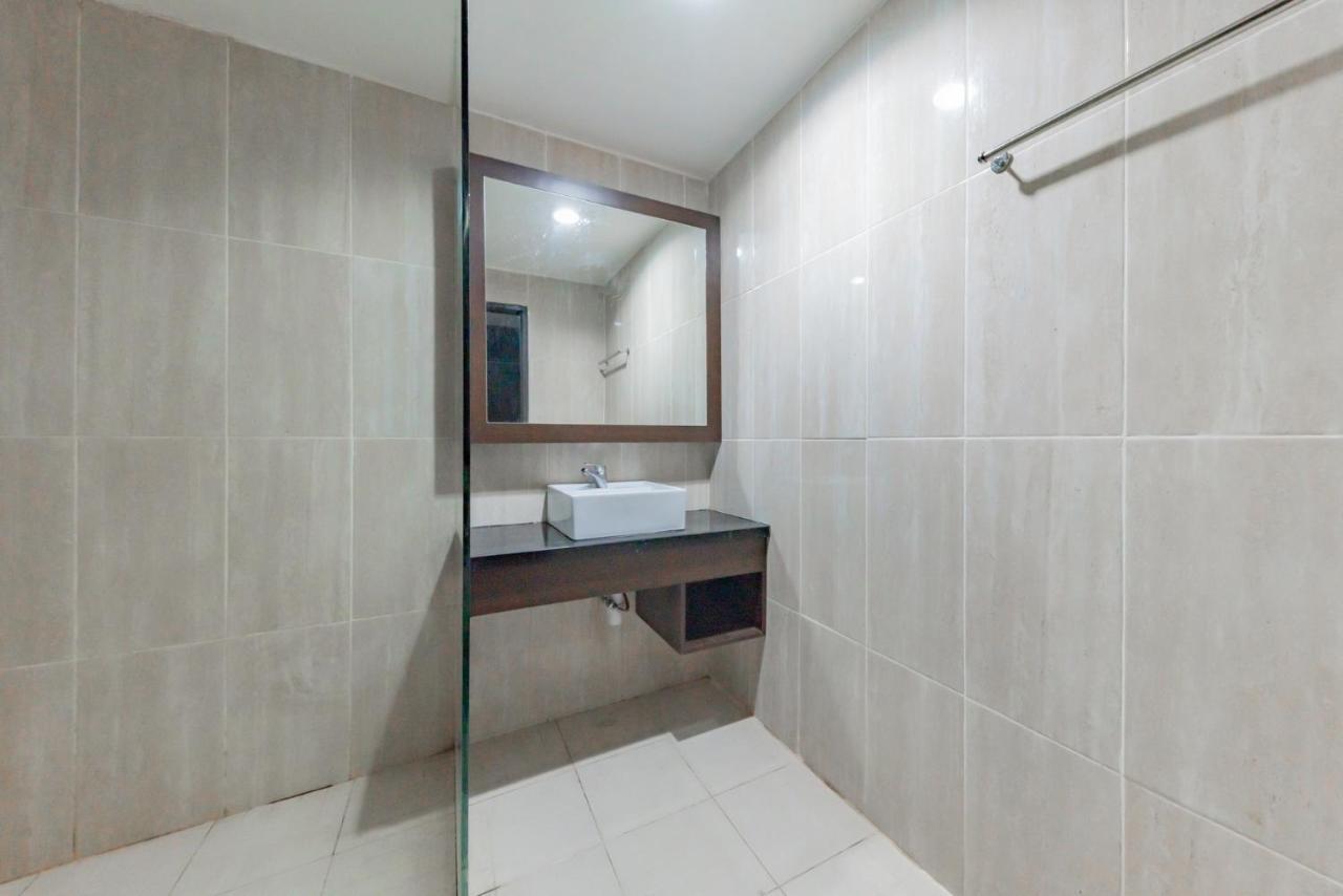 Reddoorz Near Plaza Balikpapan Hotell Exteriör bild