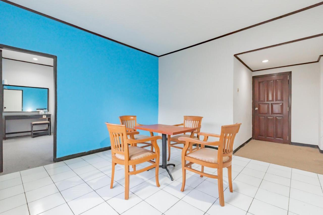 Reddoorz Near Plaza Balikpapan Hotell Exteriör bild