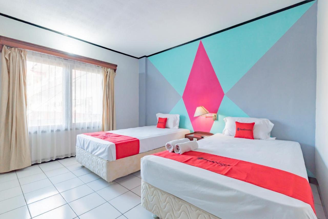 Reddoorz Near Plaza Balikpapan Hotell Exteriör bild