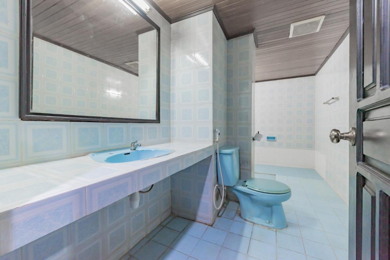 Reddoorz Near Plaza Balikpapan Hotell Exteriör bild